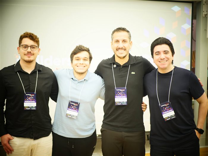 Momento no Builders Camp